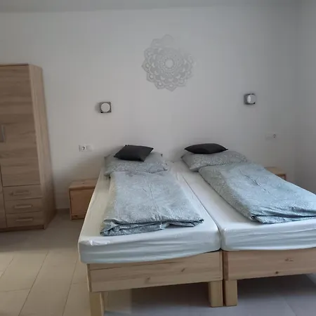 Bb64 Apartmanhaz Appartamento *