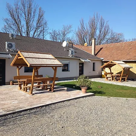 Lägenhet Bb64 Apartmanhaz *